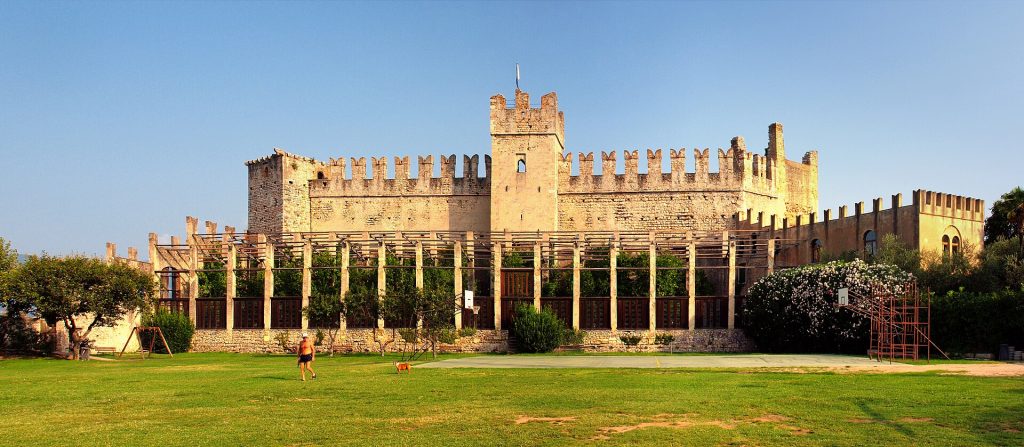 Torri del Benaco